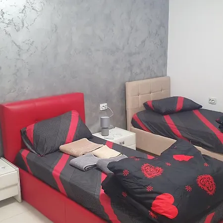 Gazde/Camere de închiriat Casa Nedelcu